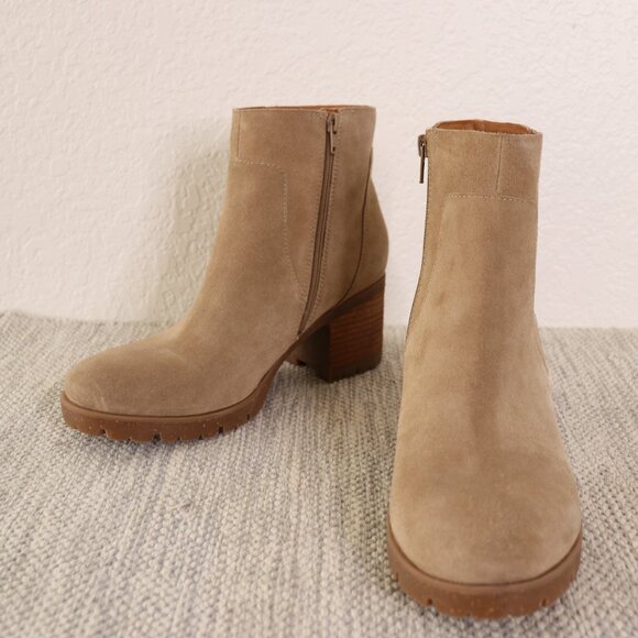 Korks by Kork-Ease Esmerelda Ankle Boots Women’s 10 M Taupe Suede Block Heel Zip - Picture 1 of 16